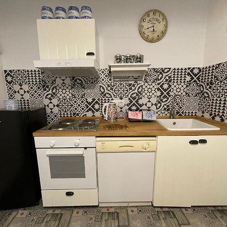 Back To The Past Apartment Olbia Luaran gambar